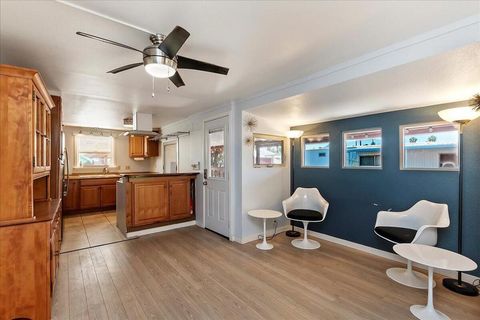 Photo of 4 Arapaho Street, Palm Springs, CA 92264 (MLS # 219144217PS)