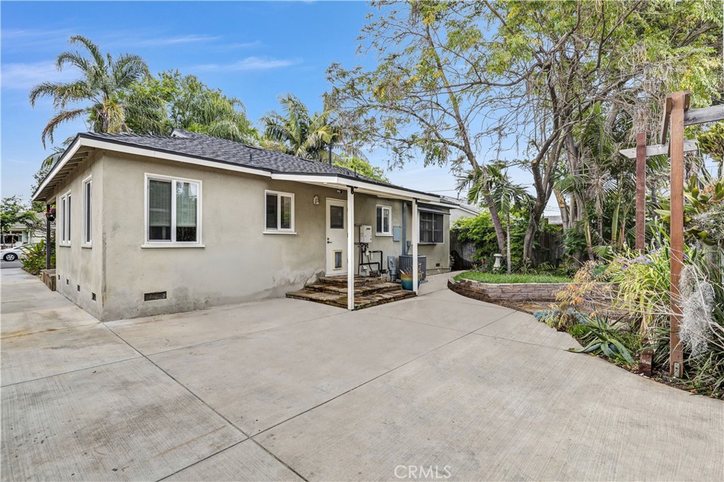 185 Lockwood Park Place