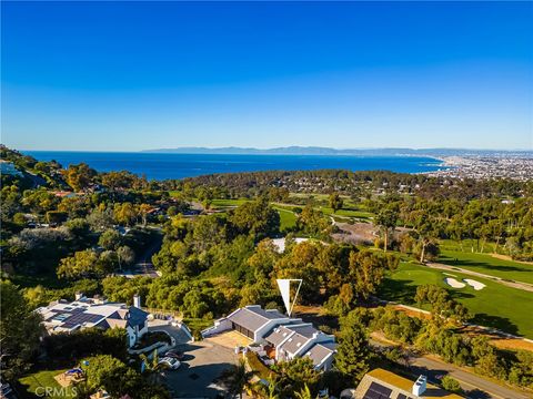 Photo of 5 Yellow Brick Road, Rancho Palos Verdes, CA 90275 (MLS # OC25282317)