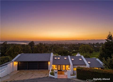 Photo of 5 Yellow Brick Road, Rancho Palos Verdes, CA 90275 (MLS # OC25282317)