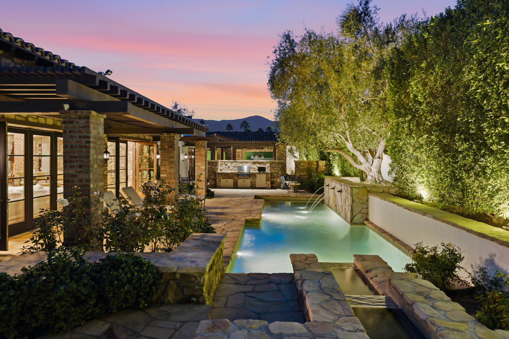 Bella Clancy - Residential