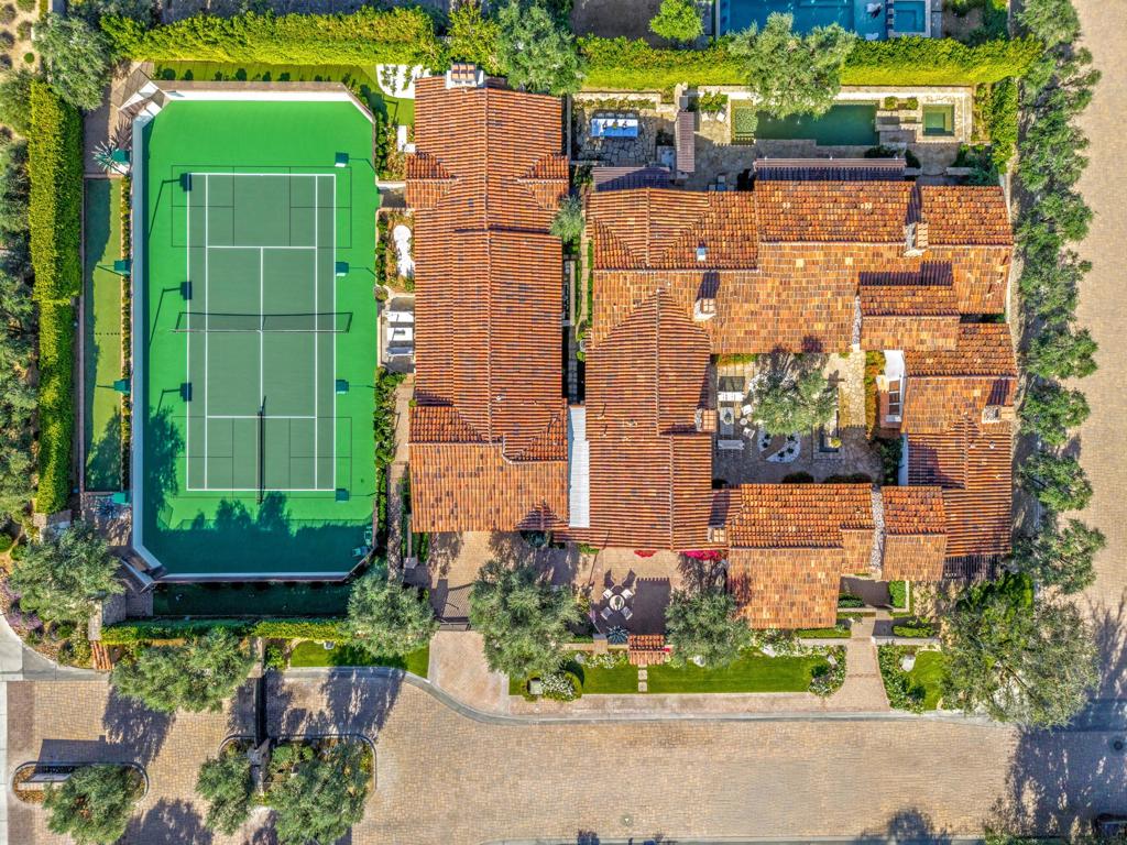 Bella Clancy - Residential