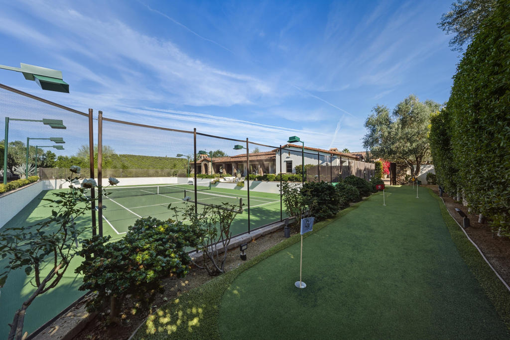 Bella Clancy - Residential