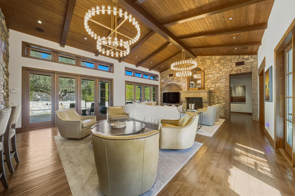 Bella Clancy - Residential