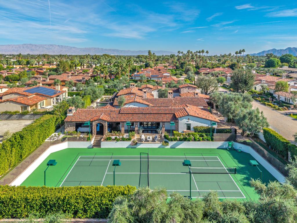 Bella Clancy - Residential