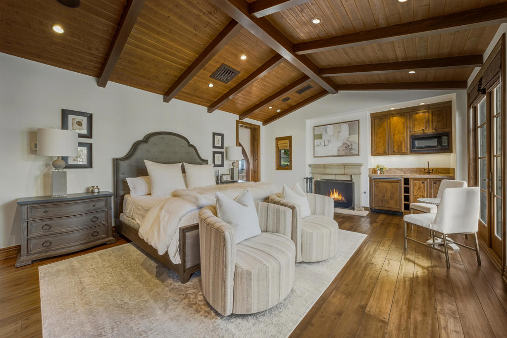 Bella Clancy - Residential