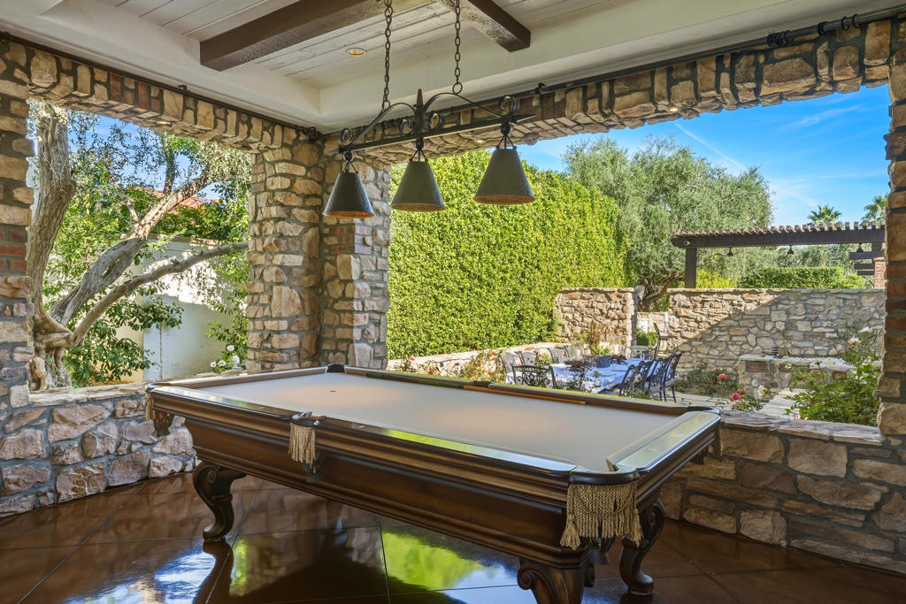 Bella Clancy - Residential