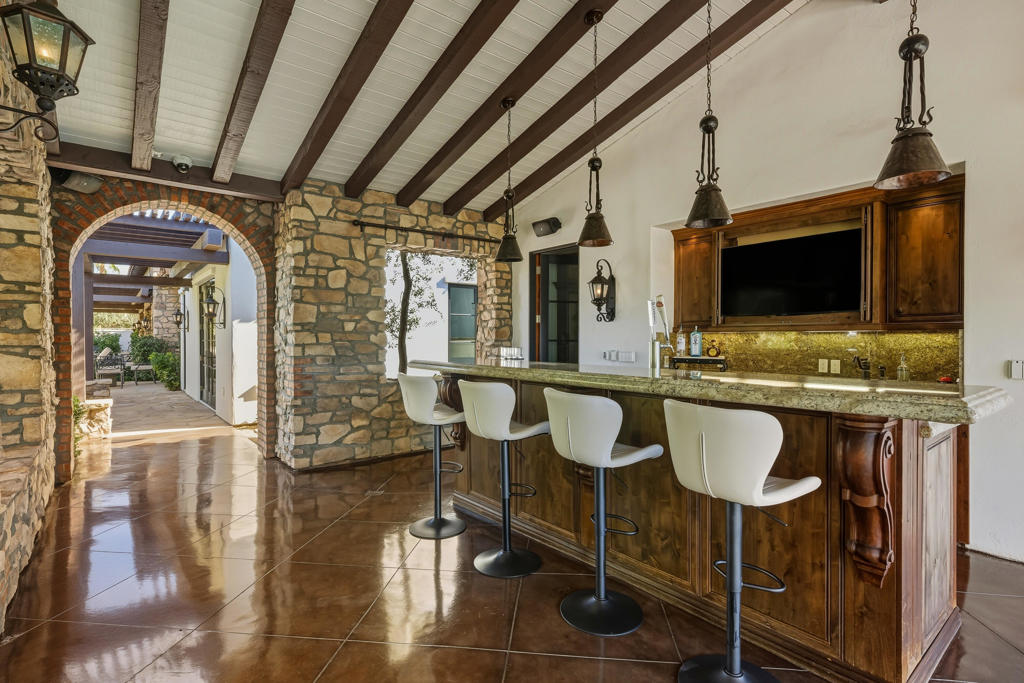 Bella Clancy - Residential