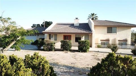 Photo of 19609 Seneca RD, Apple Valley, CA 92307 (MLS # HD26112252)