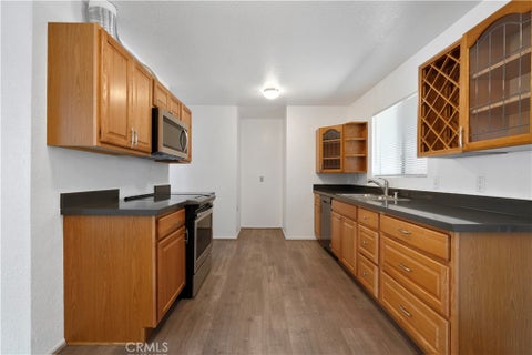 Photo of 1909 N Summit Ave, Pasadena, CA 91103 (MLS # IV26077888)