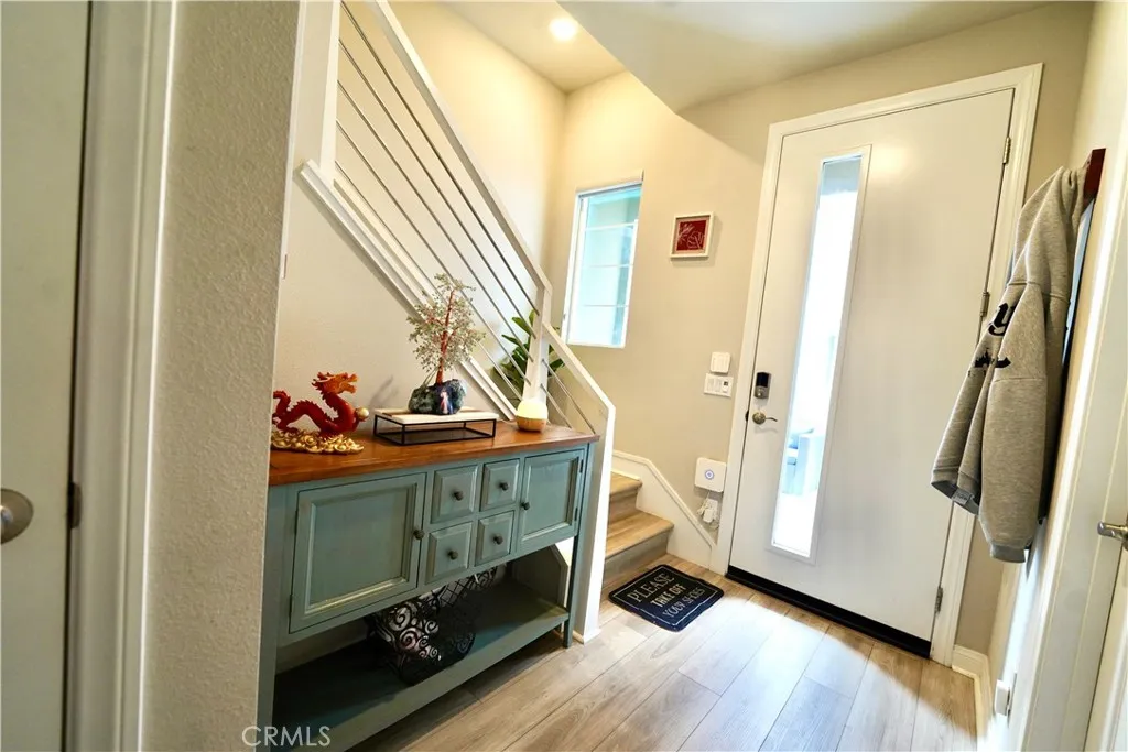 San Pedro, California 90732, United States, 4 Bedrooms Bedrooms, ,4 BathroomsBathrooms,Residential,Active,194075