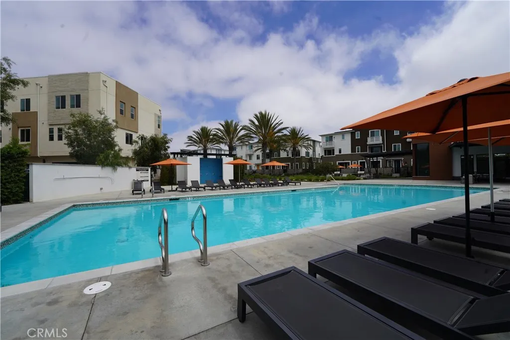 San Pedro, California 90732, United States, 4 Bedrooms Bedrooms, ,4 BathroomsBathrooms,Residential,Active,194075