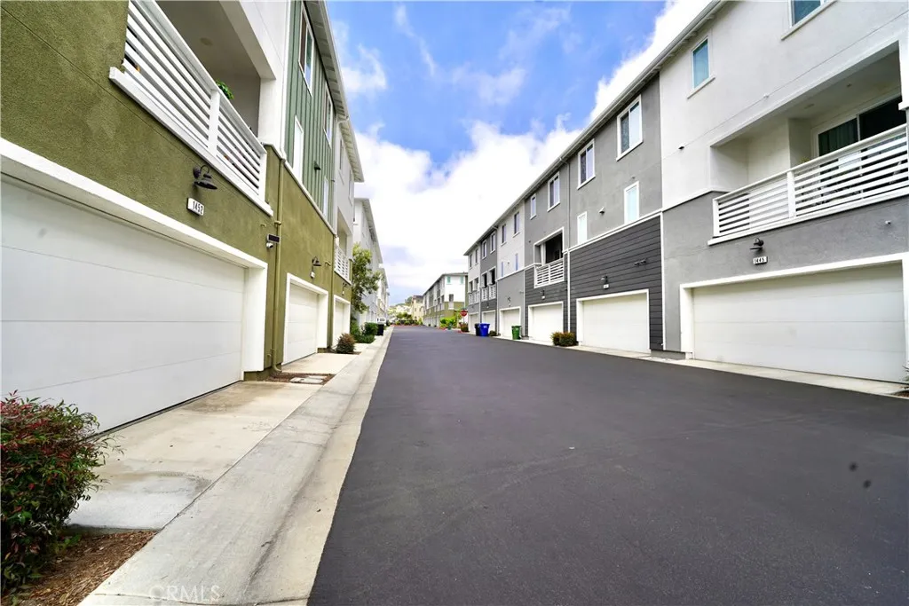 San Pedro, California 90732, United States, 4 Bedrooms Bedrooms, ,4 BathroomsBathrooms,Residential,Active,194075