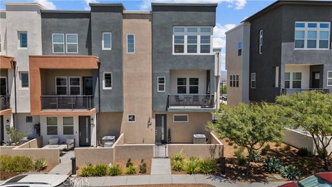 Photo of 27034 Hummingbird Lane, Valencia, CA 91381 (MLS # TR26095431)