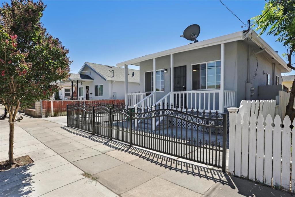 165 N 25th Street