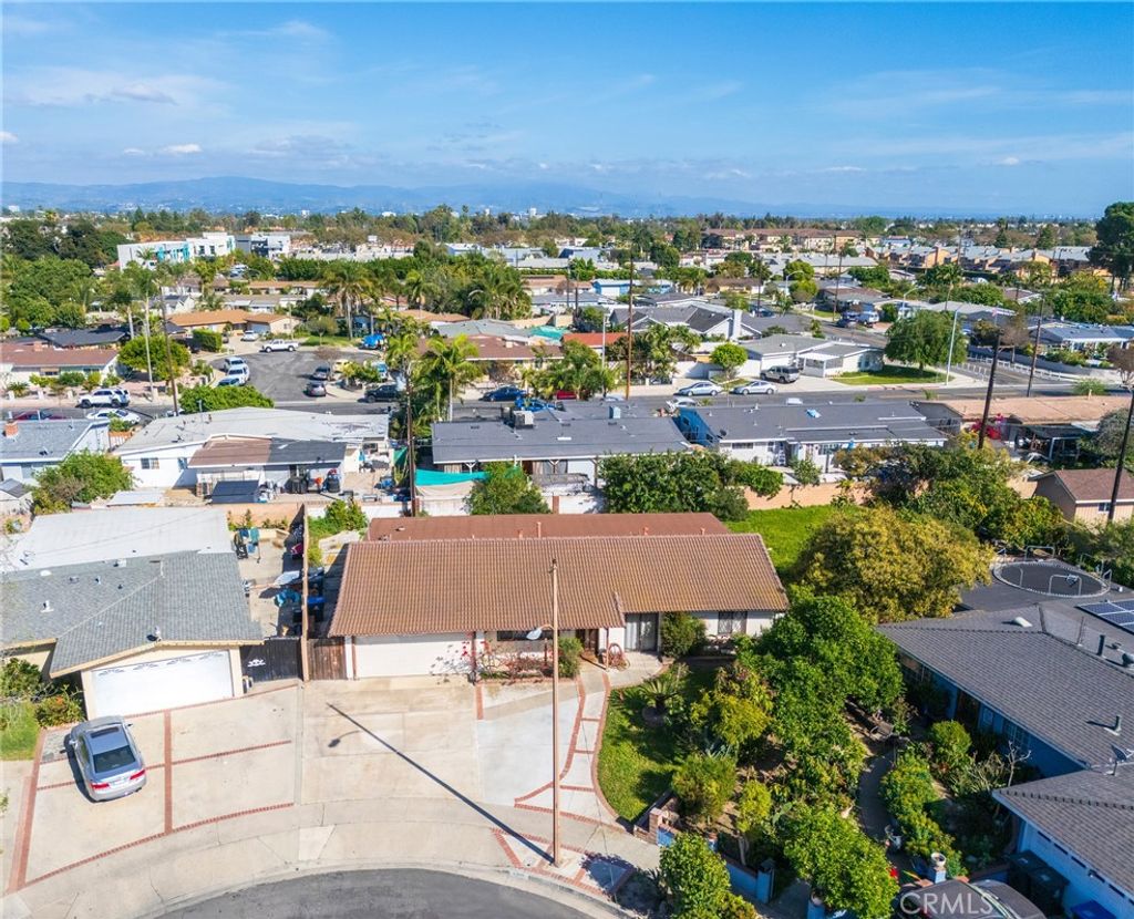 Photo of 4202 West Fay Circle, Santa Ana, CA 92703 (MLS # OC26053516)