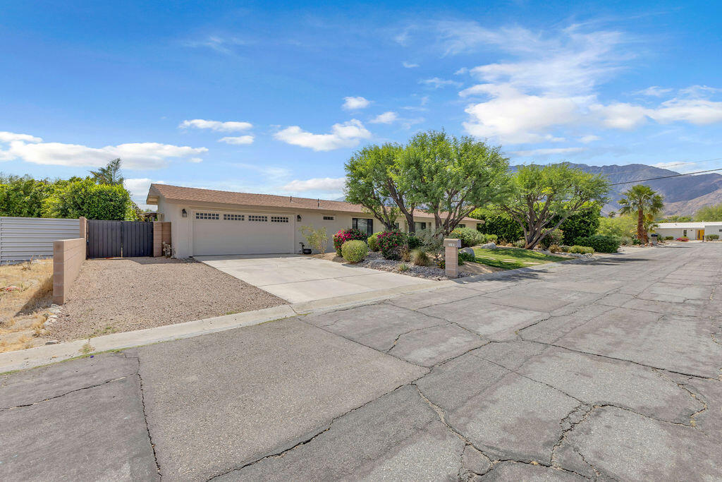 2155 E Bellamy Road