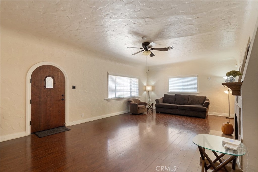 5330 Huntington S