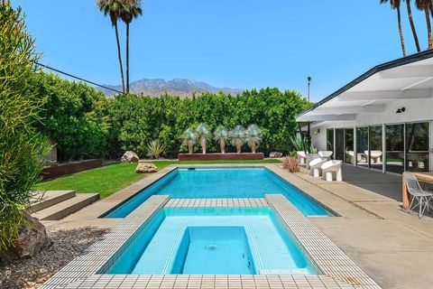 Photo of 2639 E Livmor Avenue, Palm Springs, CA 92262 (MLS # 219147722PS)