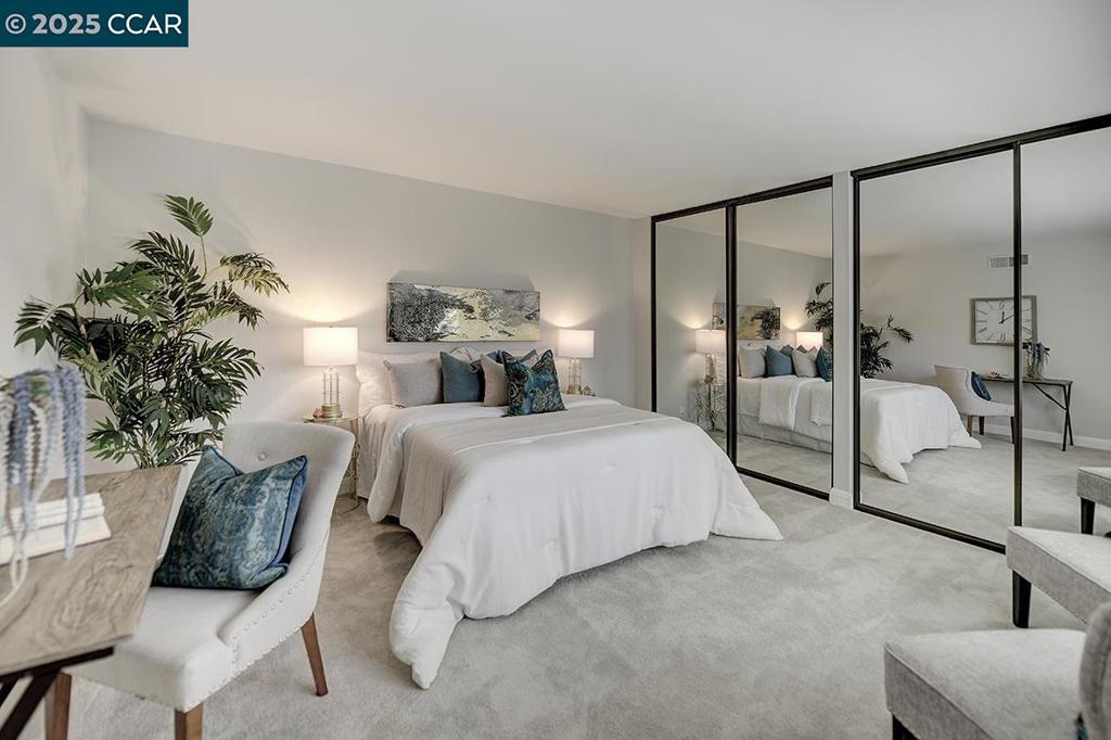 ROSSMOOR - Residential