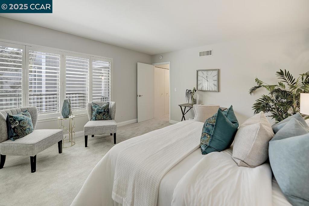 ROSSMOOR - Residential