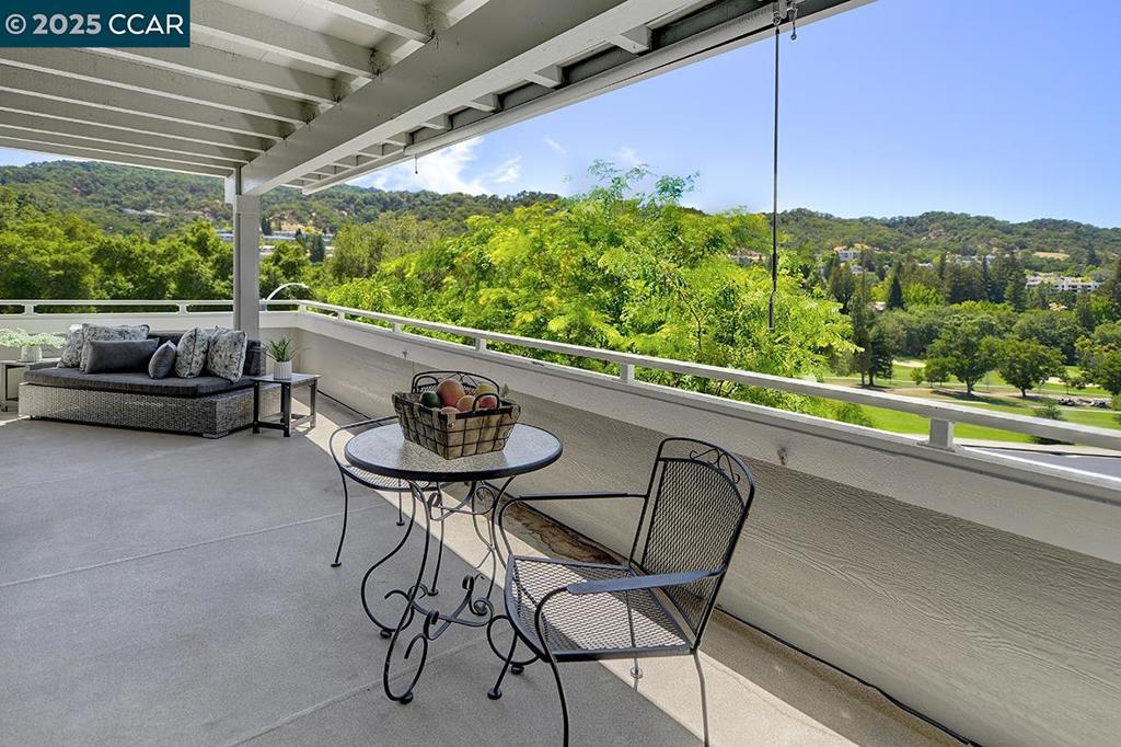 ROSSMOOR - Residential