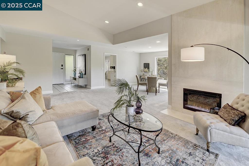 3612 Rossmoor Parkway 1