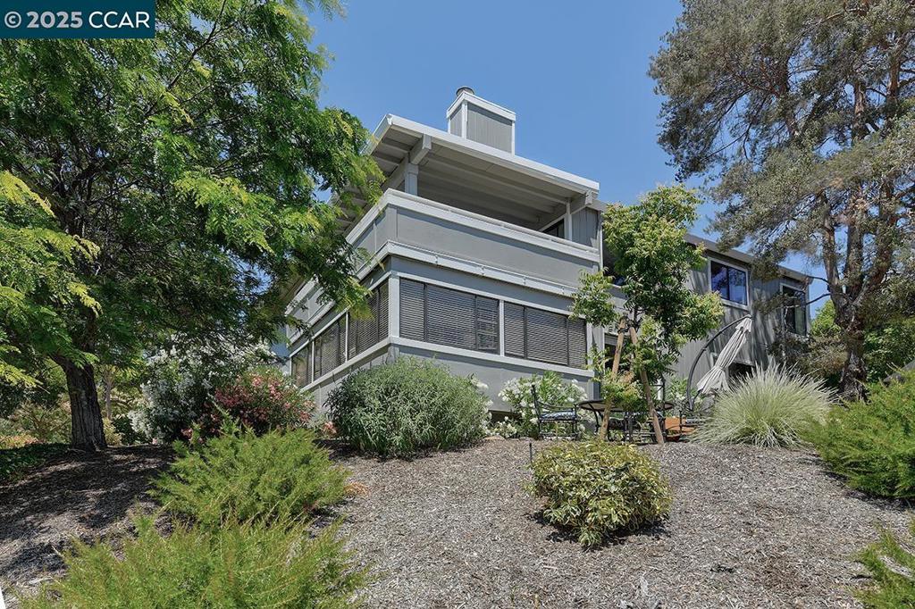 ROSSMOOR - Residential