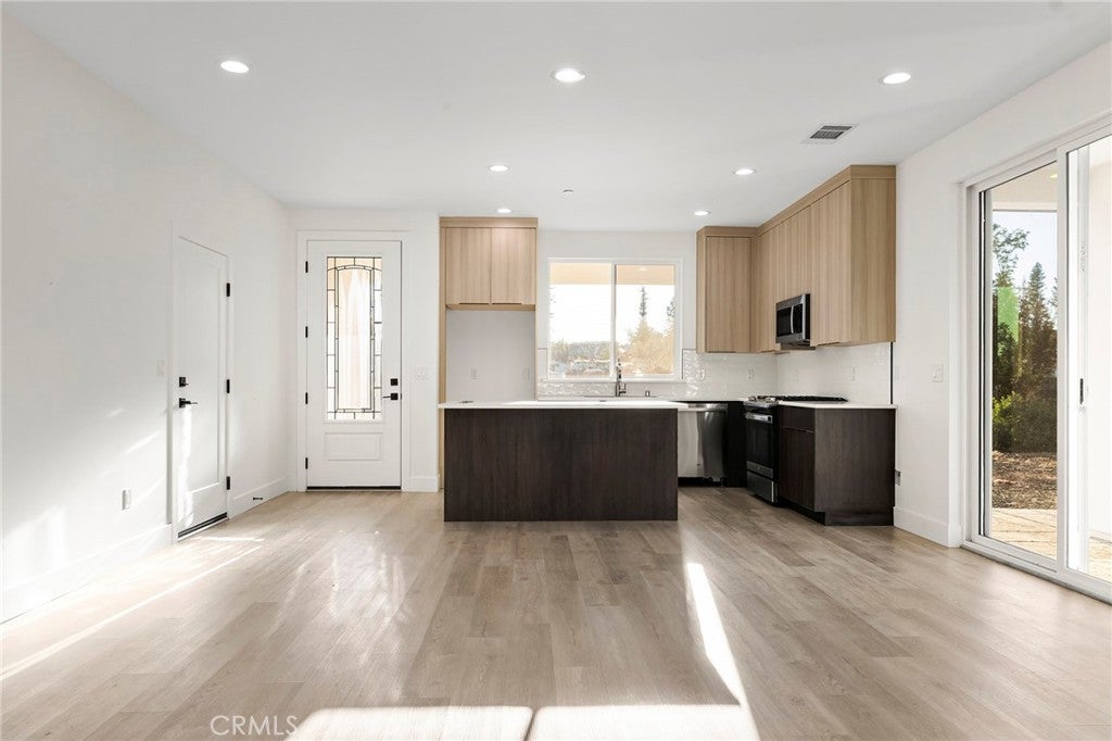6478 Lone Cedar Ln.
