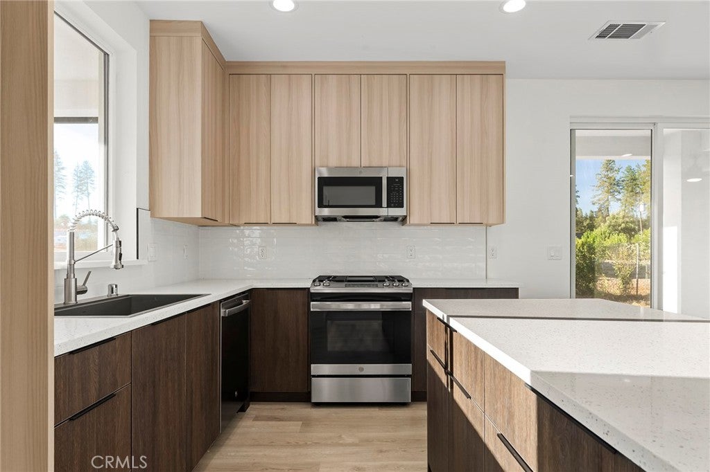 6478 Lone Cedar Ln.