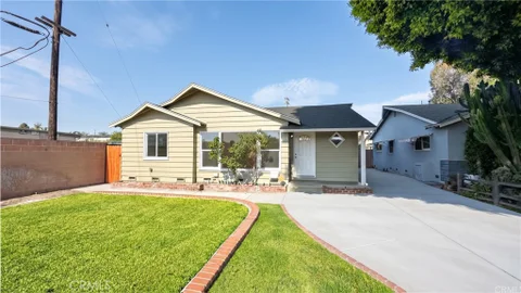6651 Coronado Ave, Long Beach, CA 90805 - MLS#: OC26172590