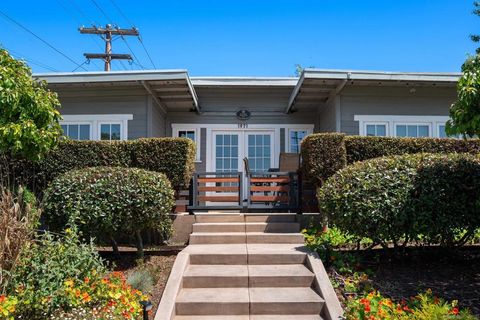 1971 Ebers Street San Diego CA 92107