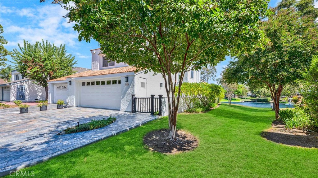 22576 Lake Forest Lane