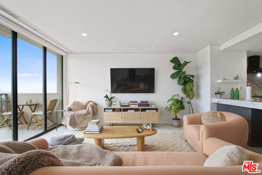 2160 Century Parkway 1804