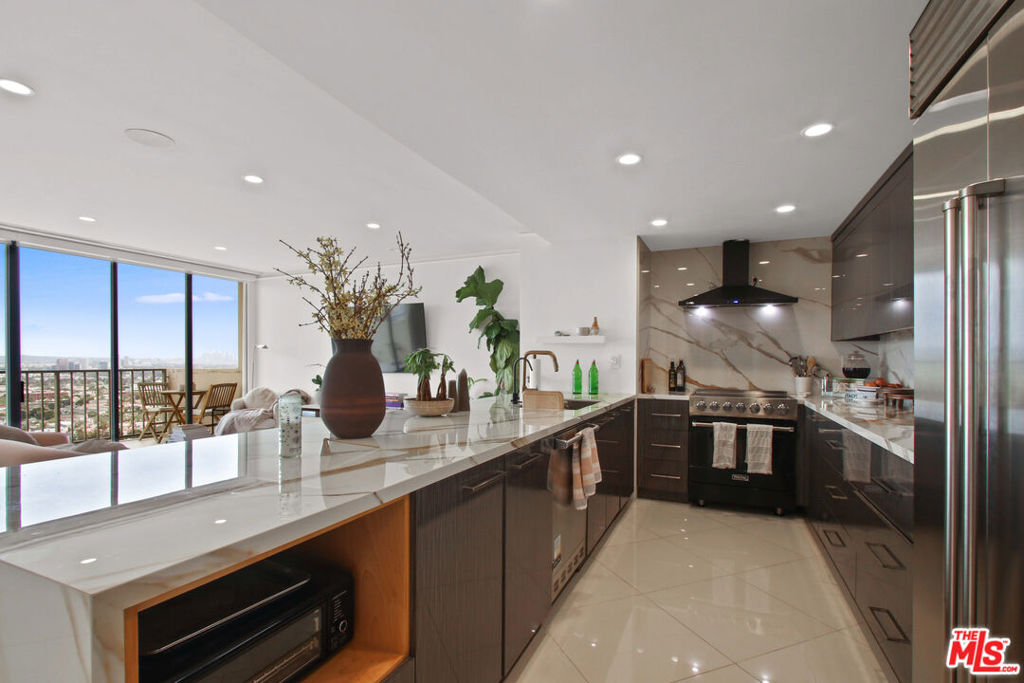 2160 Century Parkway 1804