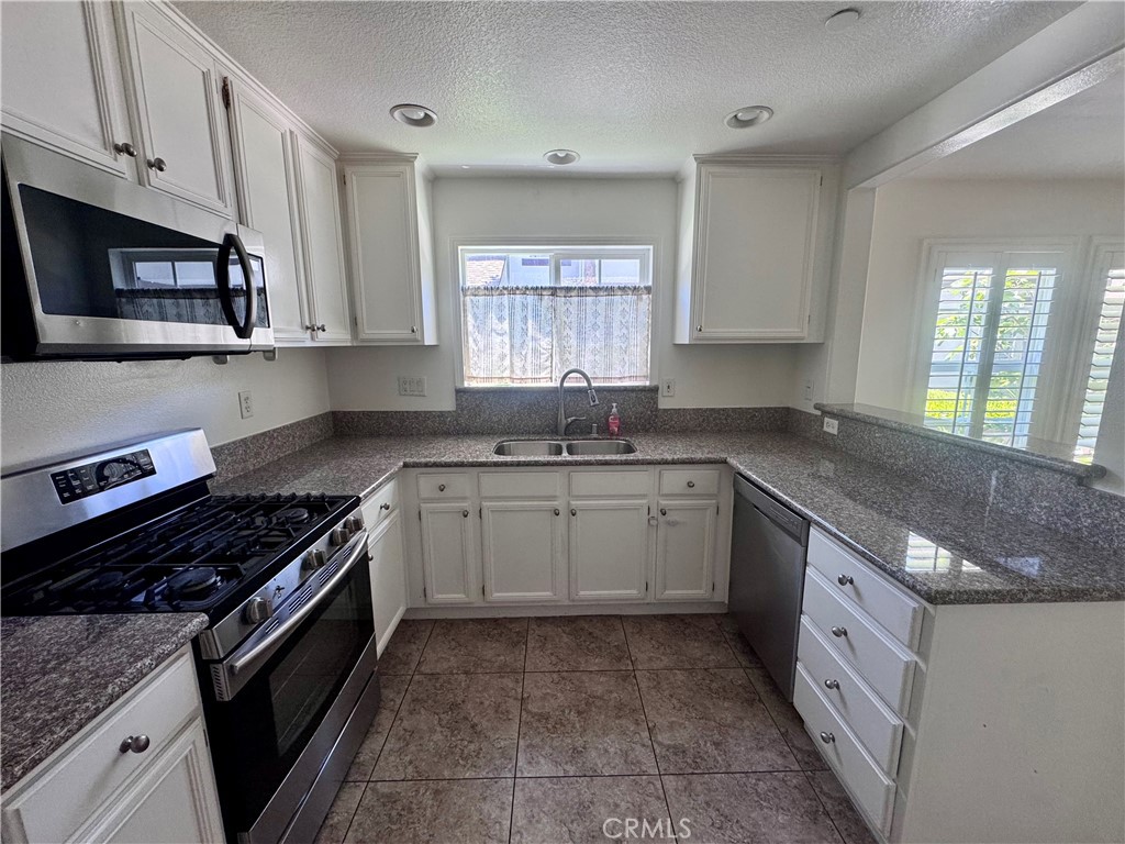 Na - Residential Lease