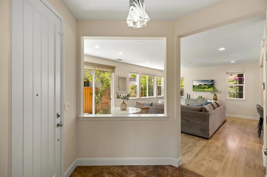 18587 Mcclellan Circle