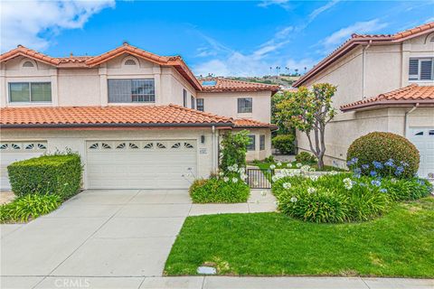 Photo of 6527 Beachview Drive, Rancho Palos Verdes, CA 90275 (MLS # SR26114995)