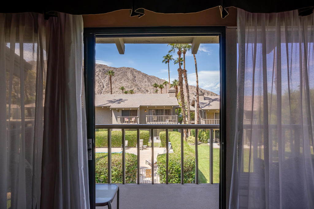 Mountain Cove - Residential