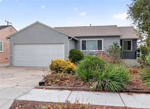 Photo of 4728 Maybank AVE, Lakewood, CA 90712 (MLS # PW26222621)