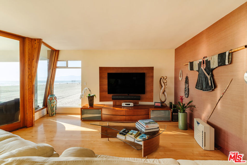 2 Outrigger Street 2