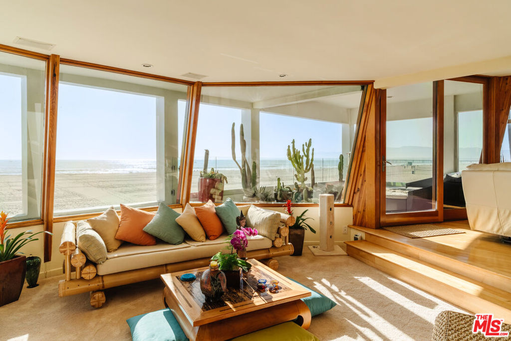 2 Outrigger Street 2