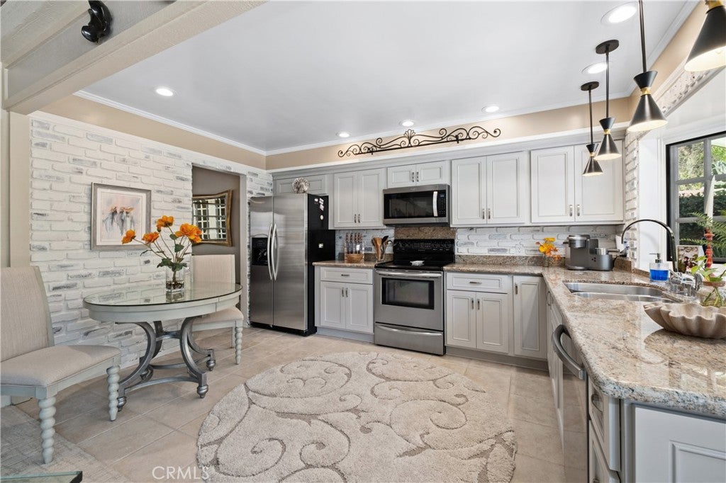 24691 Evereve Circle, Lake Forest CA 92630 - Photo 13