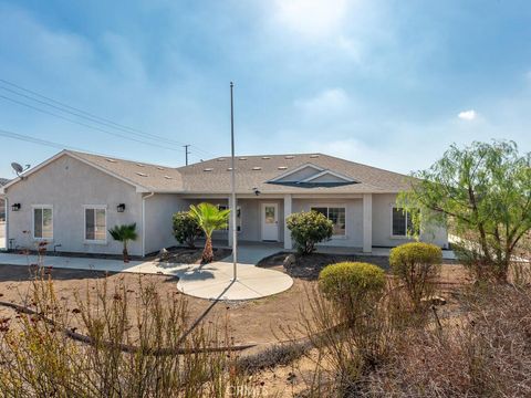 Photo of 30797 Via Las Rosas, Menifee, CA 92596 (MLS # ND25245495)
