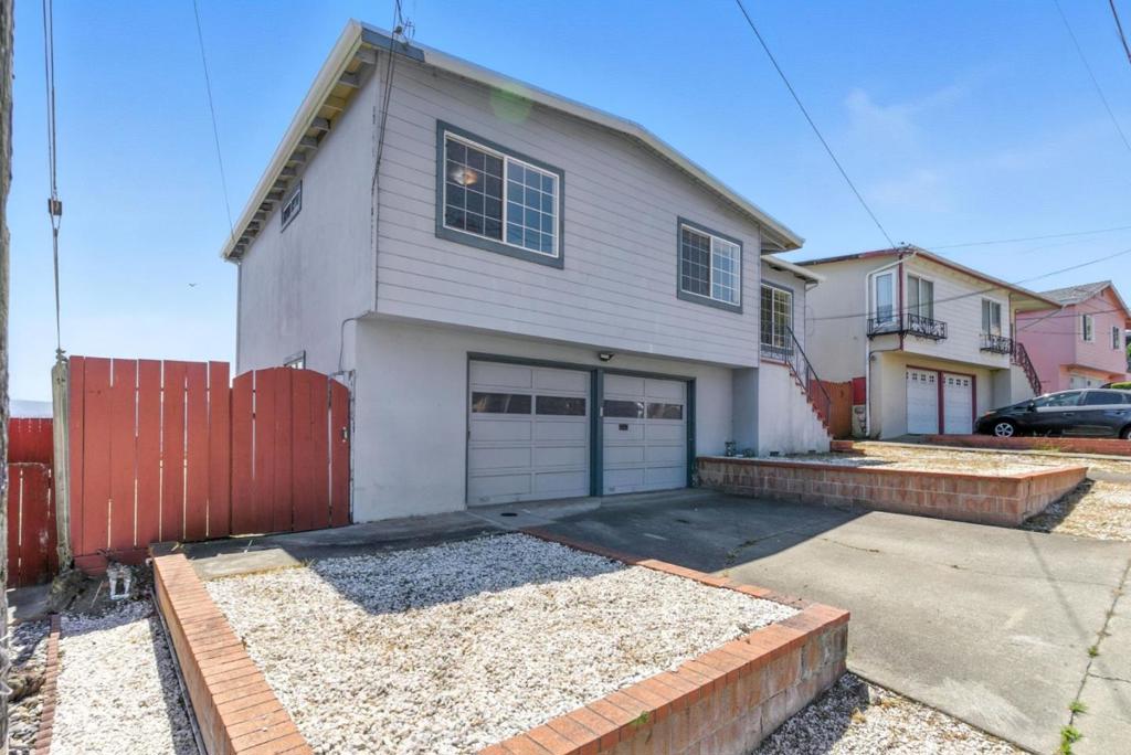 541 Diamond Avenue