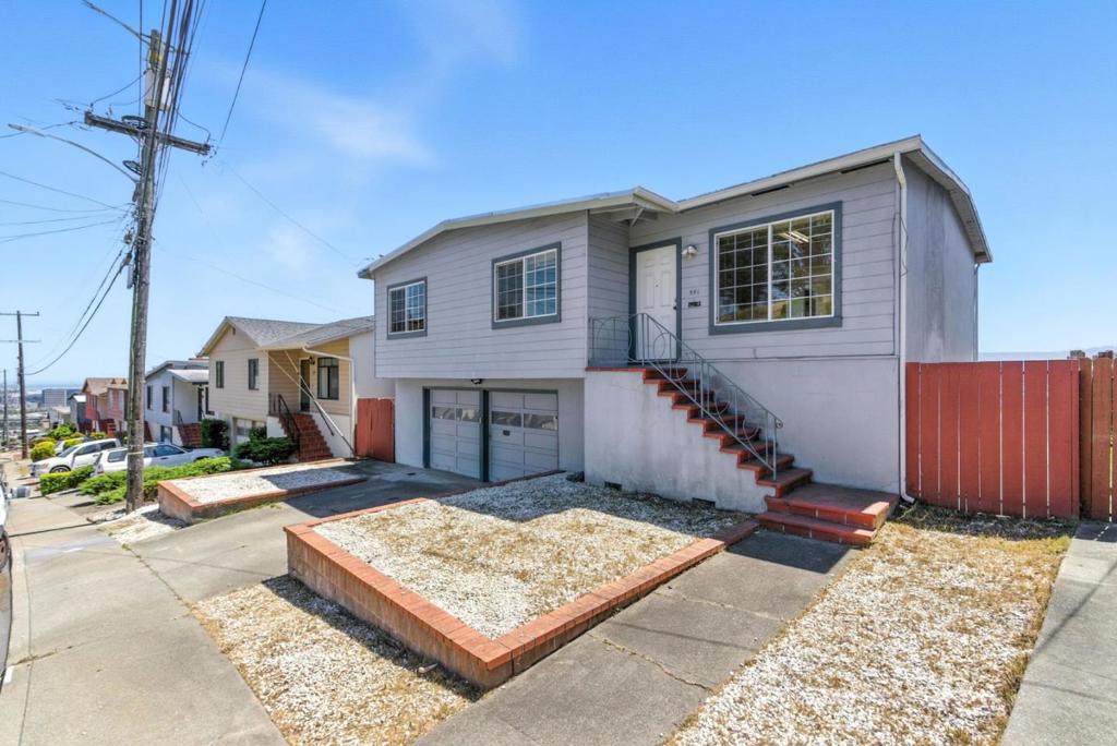 541 Diamond Avenue