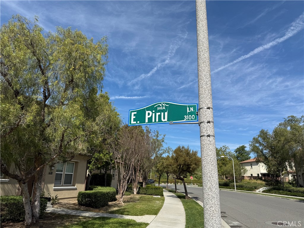 3174 E Piru