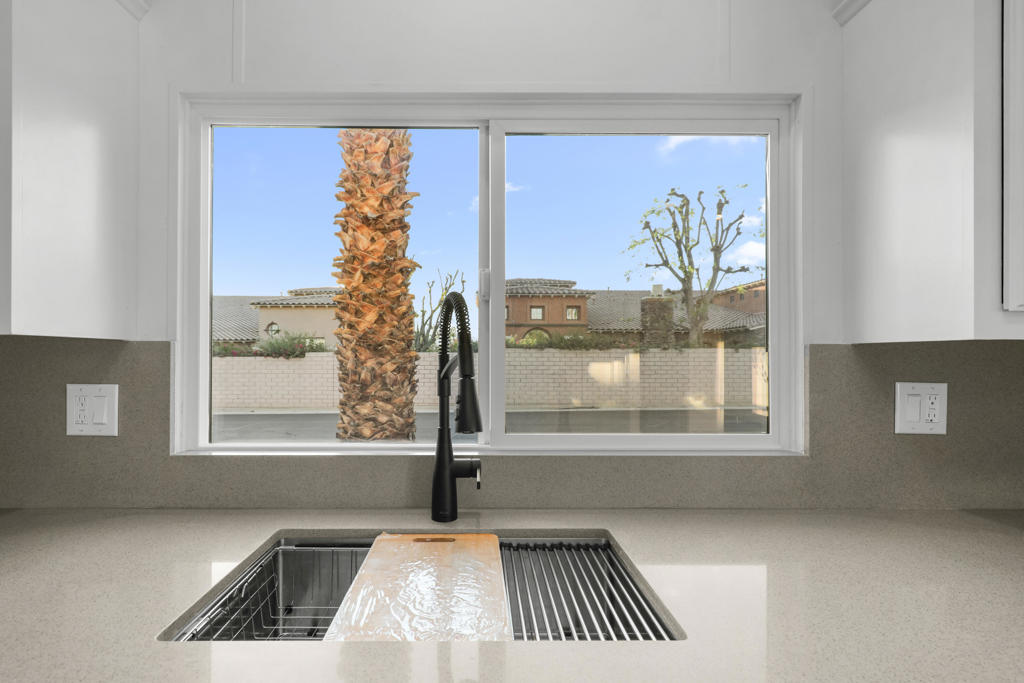 Suncrest Country Clb - Manufactured In Park