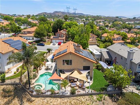 Photo of 28345 Nicholas CIR, Saugus, CA 91350 (MLS # SR26145268)