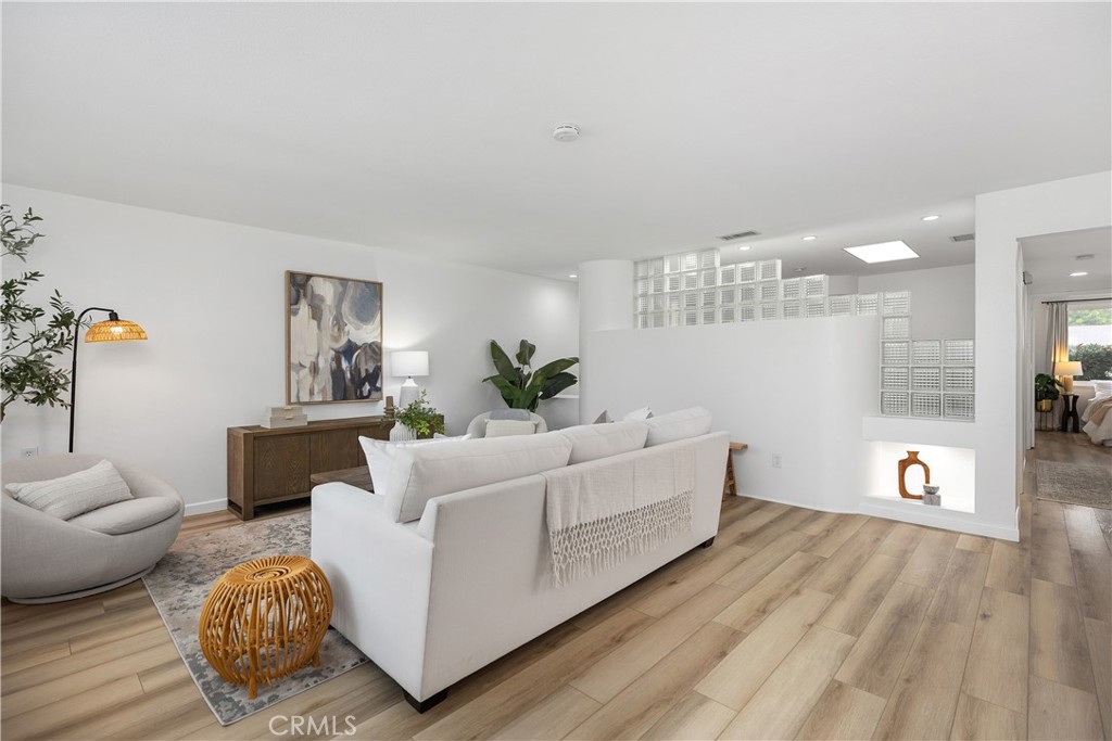 205 Avenida Majorca A